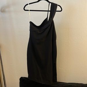 One shoulder black midi dress- New